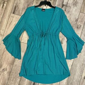 Fredericks of Hollywood women’s beach coverup